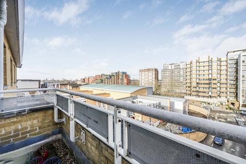 1 bedroom flat for sale, North Bank, London, NW8