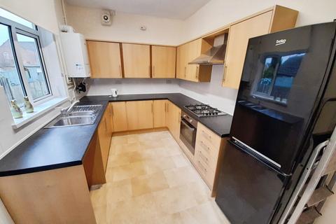 3 bedroom semi-detached house for sale, Arthur Road, Gainsborough