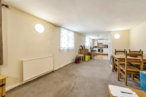 undefined, Westgate, Grantham