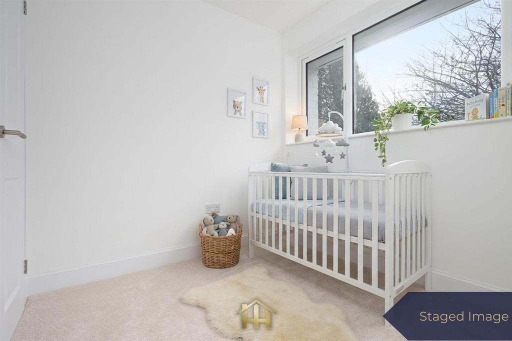32 Orchard-Staged-0001.jpg