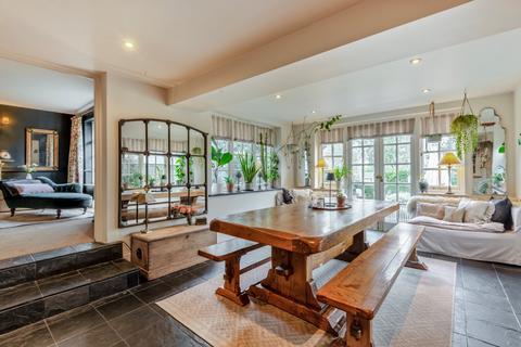 4 bedroom house for sale, Strand Street, Sandwich, Kent