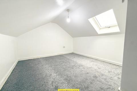 2 bedroom flat to rent, Leagrave Road Luton LU3 1JD