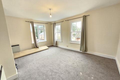 1 bedroom ground floor flat to rent, Queens Road, Ascot SL5