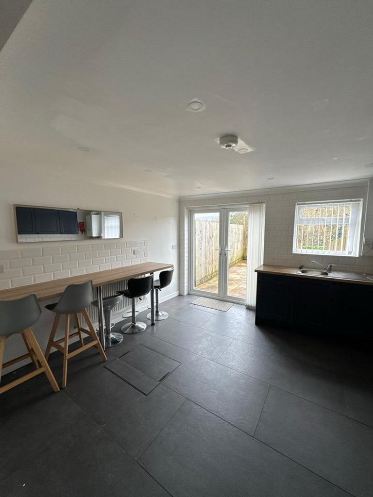 Breakfast Bar Kitchen