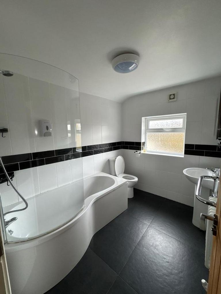 Upstairs Bathroom