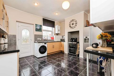 2 bedroom terraced house for sale, Station Road, Brockmoor, Brierley Hill