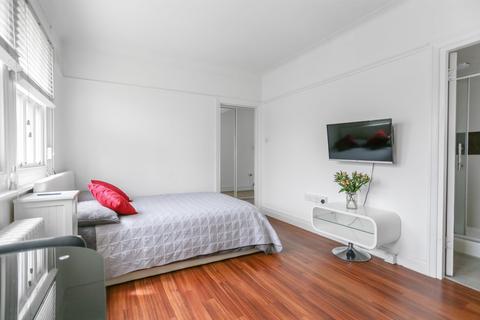 undefined, Kings Road, Brighton, BN1