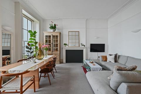 2 bedroom flat to rent, London NW8
