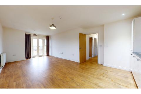 2 bedroom apartment to rent, Stafford Avenue, Hornchurch, RM11