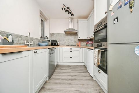 3 bedroom end of terrace house for sale, Stilton Path, Borehamwood