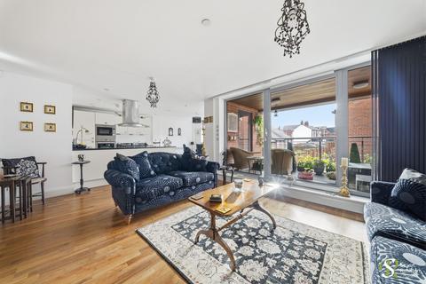 3 bedroom apartment for sale, King Street, Knutsford, WA16