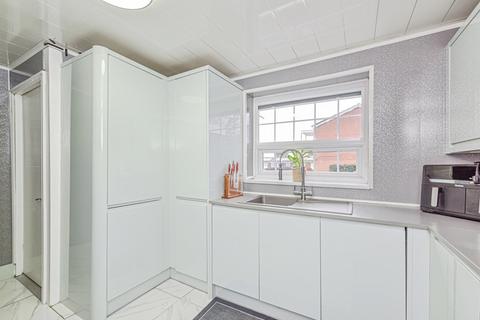 3 bedroom end of terrace house for sale, Honeybourne, TAMWORTH