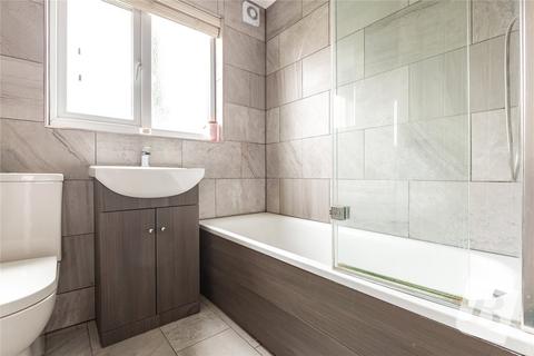 2 bedroom maisonette for sale, Heath Park Court, Gidea Park, RM2