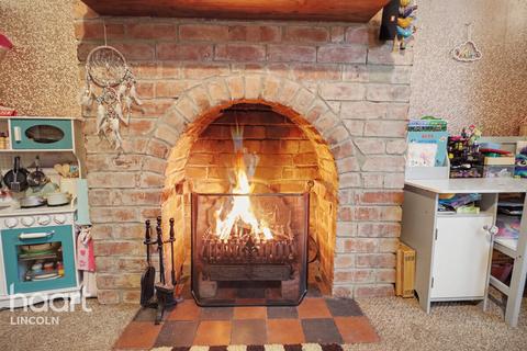 3 bedroom terraced house for sale, Sincil Bank, Lincoln