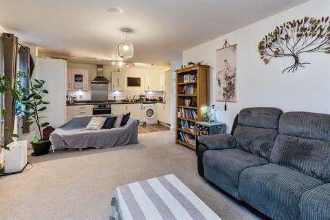undefined, Timms Close, Horsham
