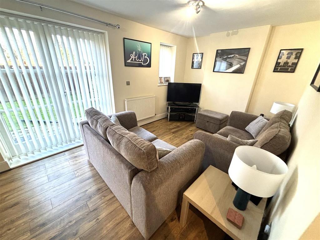 LOUNGE AREA.jpeg