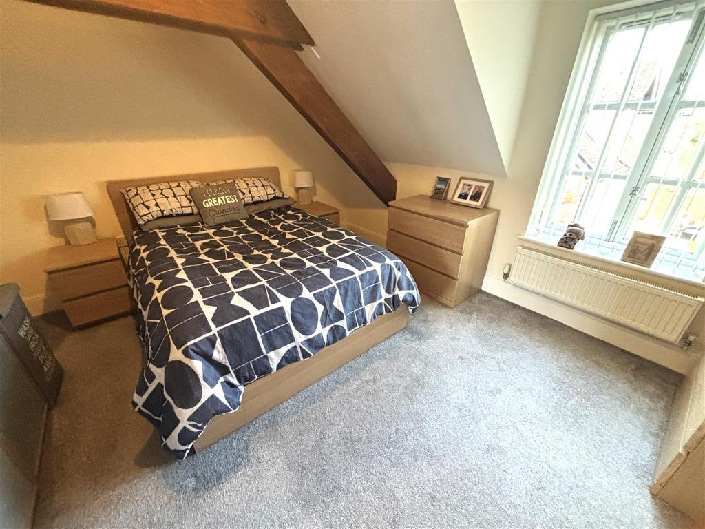 BEDROOM 1.jpeg