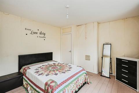 3 bedroom semi-detached house for sale, Gwynedd Avenue, Townhill, Swansea