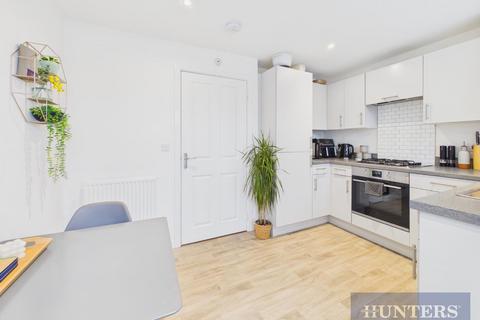 3 bedroom terraced house for sale, Ernest Avenue, Cayton, Scarborough