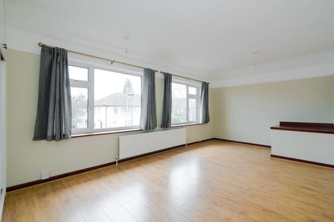 2 bedroom semi-detached house to rent, Howsman Road