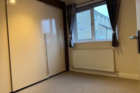 undefined, Hall Garth, Huddersfield HD5