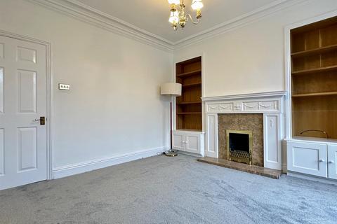 3 bedroom end of terrace house to rent, Carlton Leys, Crossland Road, Hathersage, Hope Valley, Derbyshire, S32 1AN