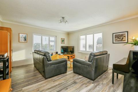 4 bedroom detached bungalow for sale, Doncaster Road, Doncaster DN9