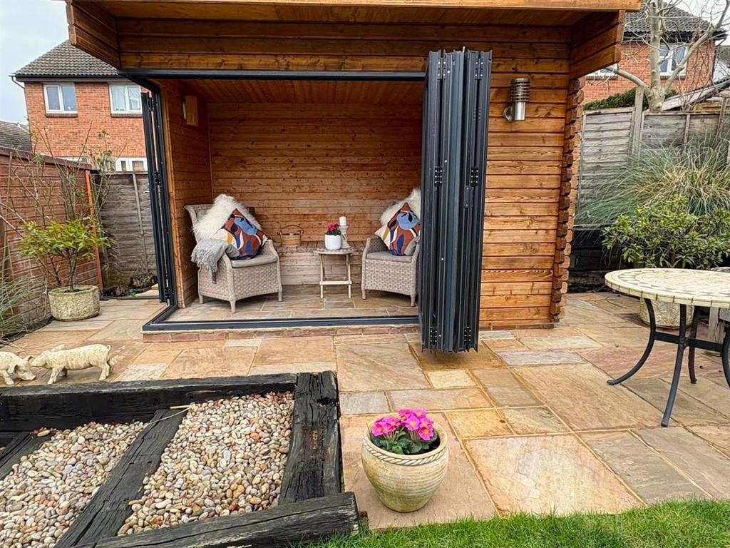 Sauna / Garden Room