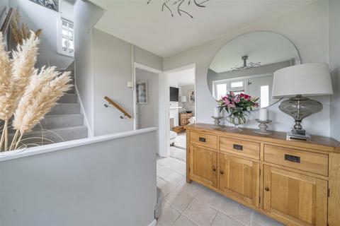 undefined, Great Goodwin Drive, Guildford