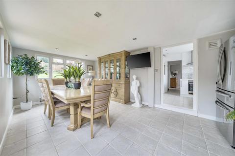 undefined, Great Goodwin Drive, Guildford