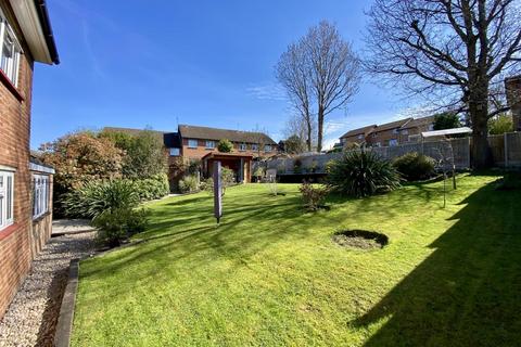 undefined, Great Goodwin Drive, Guildford