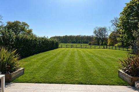 4 bedroom barn conversion for sale, Poolhead Lane, Tanworth in Arden