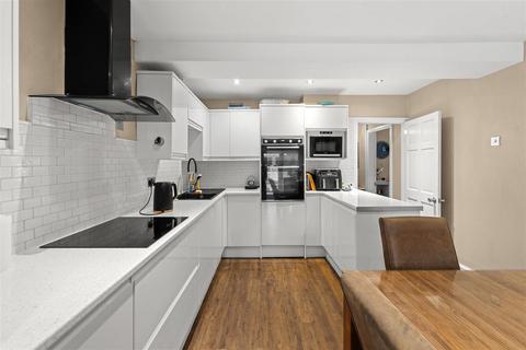 3 bedroom semi-detached house for sale, Brixham Drive, Sale