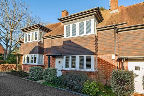 2 bedroom terraced house for sale, Woodstock Court, Winchester, SO22