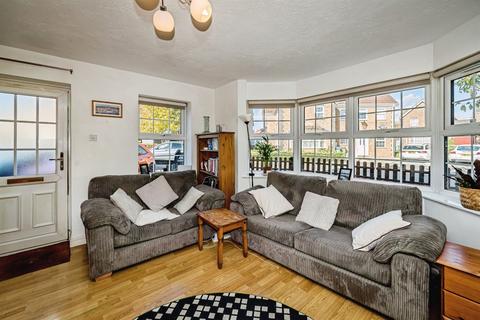 undefined, Avocet Way, Aylesbury
