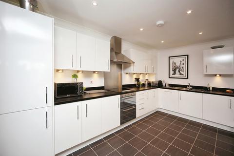 undefined, Kingfisher Close, Warwick