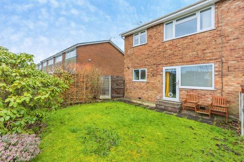 2 bedroom ground floor flat for sale, Lowndes Lane, Stockport, SK2