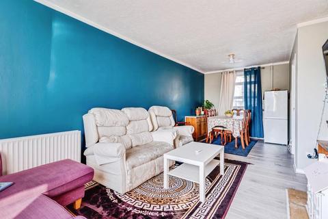 undefined, Oaksey Road, Swindon, SN2