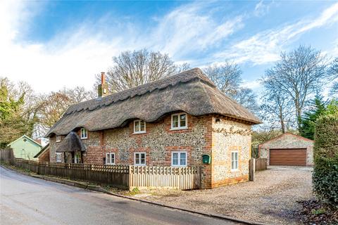 4 bedroom detached house for sale, Lambourn Woodlands, Hungerford, Berkshire, RG17