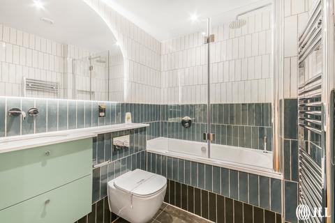 2 bedroom apartment to rent, Lisgar Terrace London W14