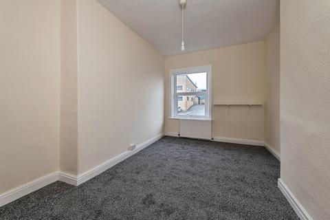 3 bedroom end of terrace house for sale, Grange Road, Soothill, Batley