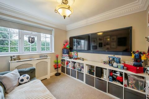 4 bedroom detached house for sale, Grange Road, Bessacarr, Doncaster