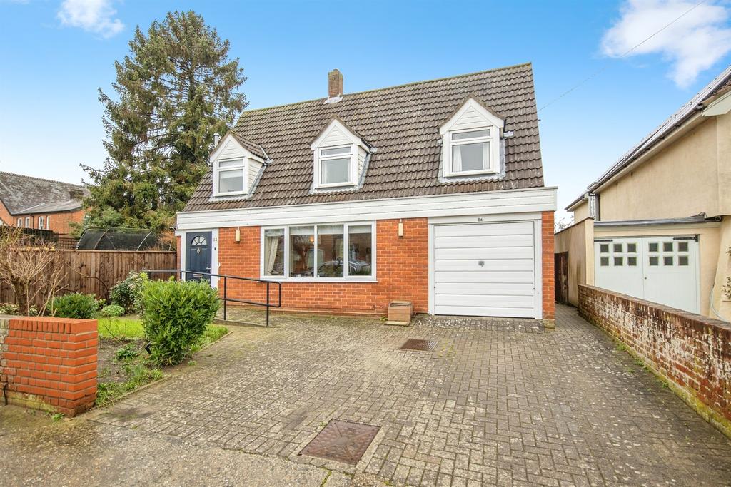 4 bedroom bungalow for sale