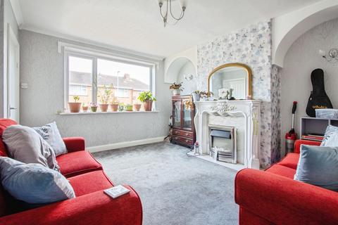 3 bedroom semi-detached house for sale, Harthill Avenue, Gildersome, Leeds