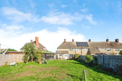 undefined, Fox Close, Bampton