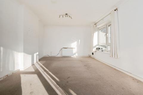 2 bedroom flat for sale, Linford Crescent, Southampton