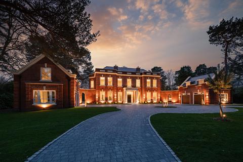 6 bedroom detached house for sale, East Road, St George's Hill, KT13