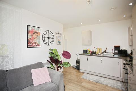 1 bedroom flat for sale, Woodside Park, Rugby