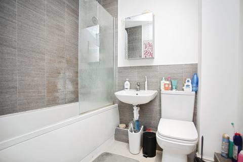 1 bedroom flat for sale, Woodside Park, Rugby