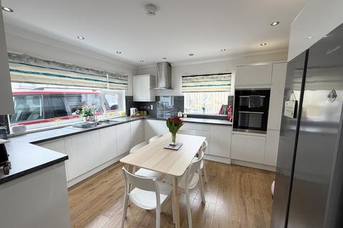 6 bedroom bungalow for sale, The Ridgeway, Saundersfoot, Pembrokeshire, SA69